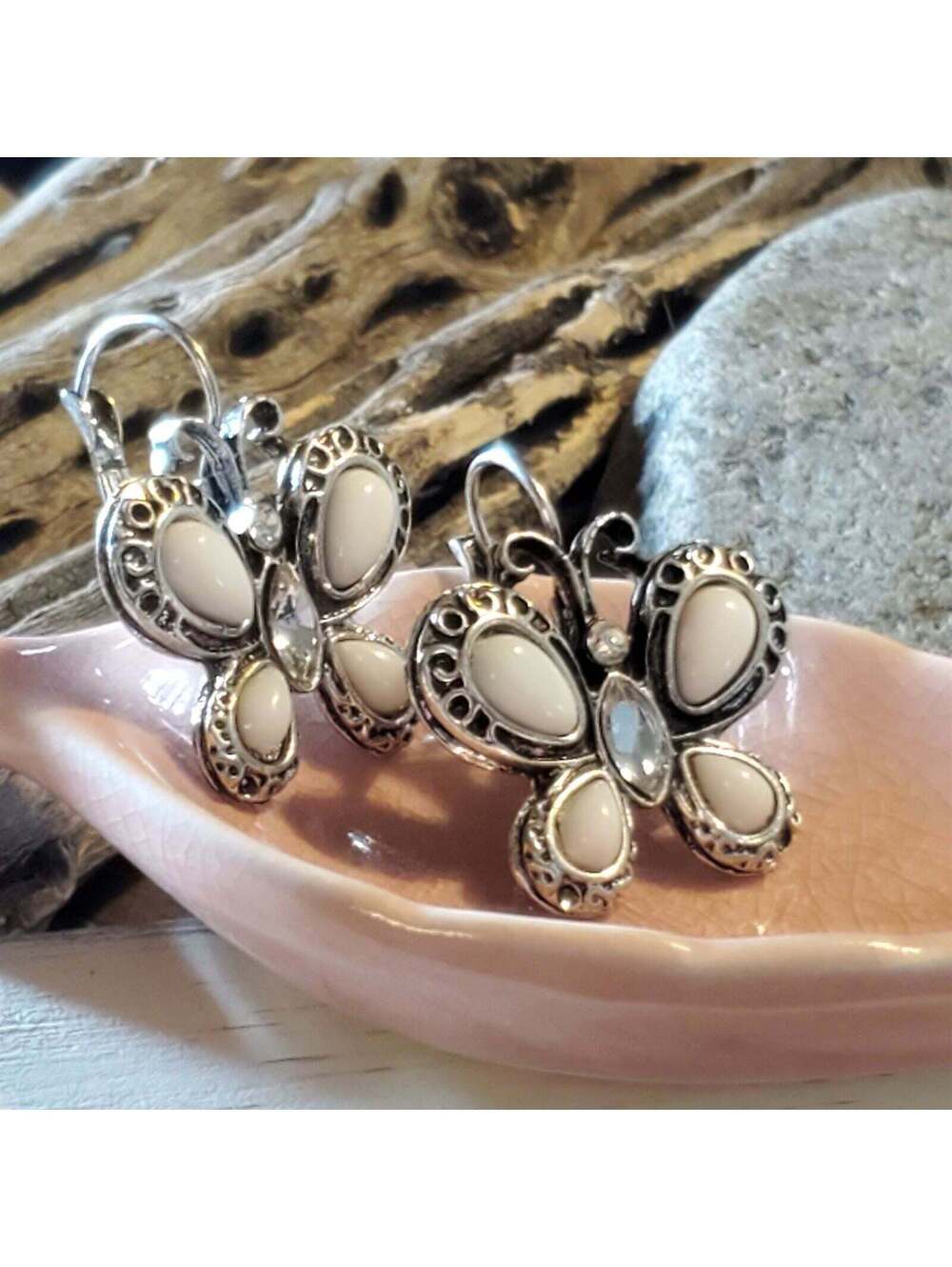 White Clear Crystal Rhinestone Butterfly Silver Plated Leverback Earrings
